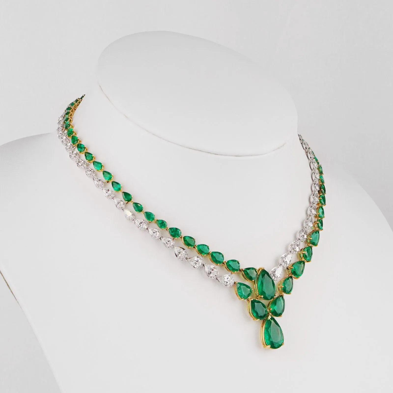 46.49 / 15.67 cts Emerald with Diamond Necklace (ENQUIRE)