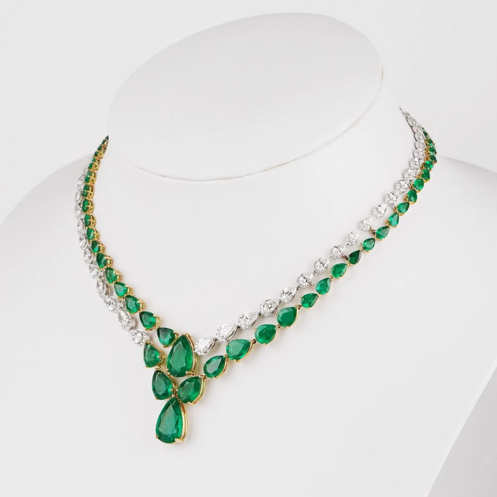 46.49 / 15.67 cts Emerald with Diamond Necklace (ENQUIRE)