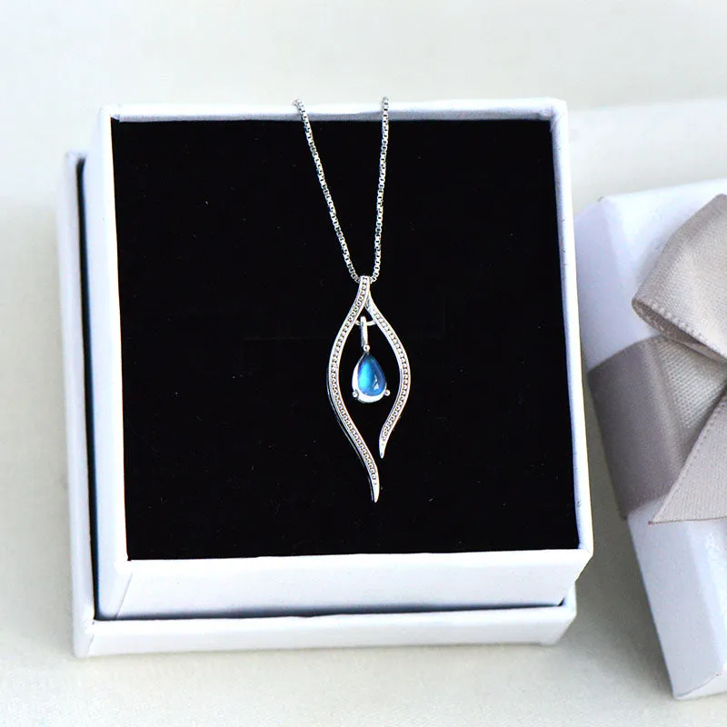 Elegant Ladies Blue Moonstone Sterling Silver Pendant Necklace For Women