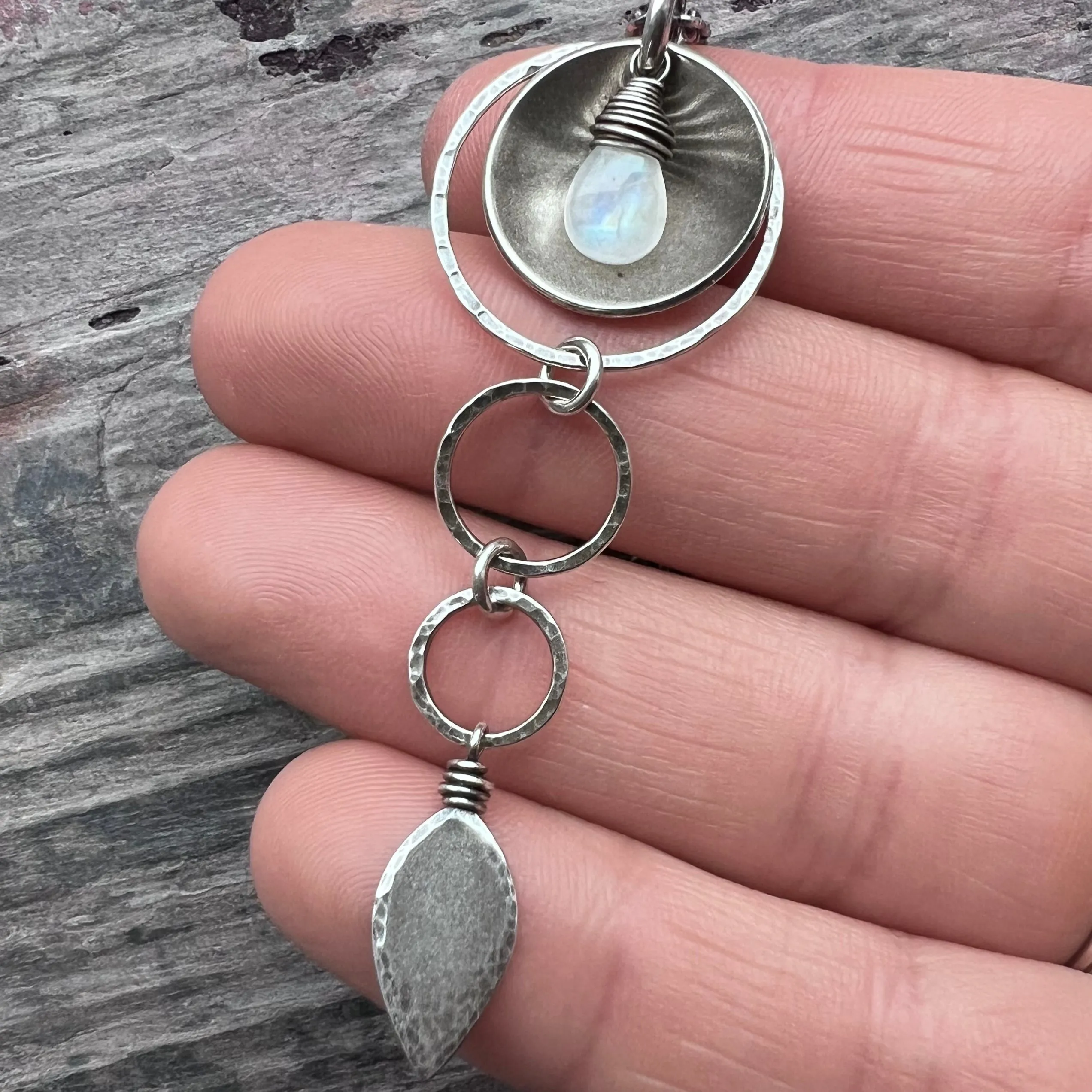 Sterling Silver Rainbow Moonstone Necklace | Hammered Silver Rings and Moonstone Pendant Necklace