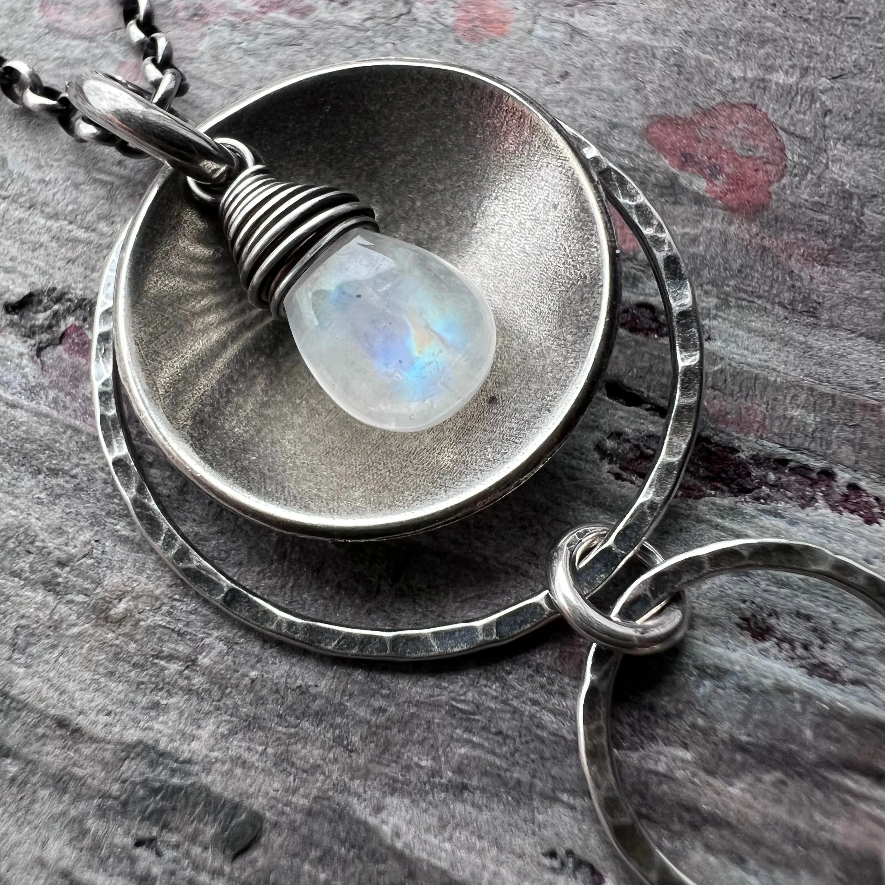 Sterling Silver Rainbow Moonstone Necklace | Hammered Silver Rings and Moonstone Pendant Necklace
